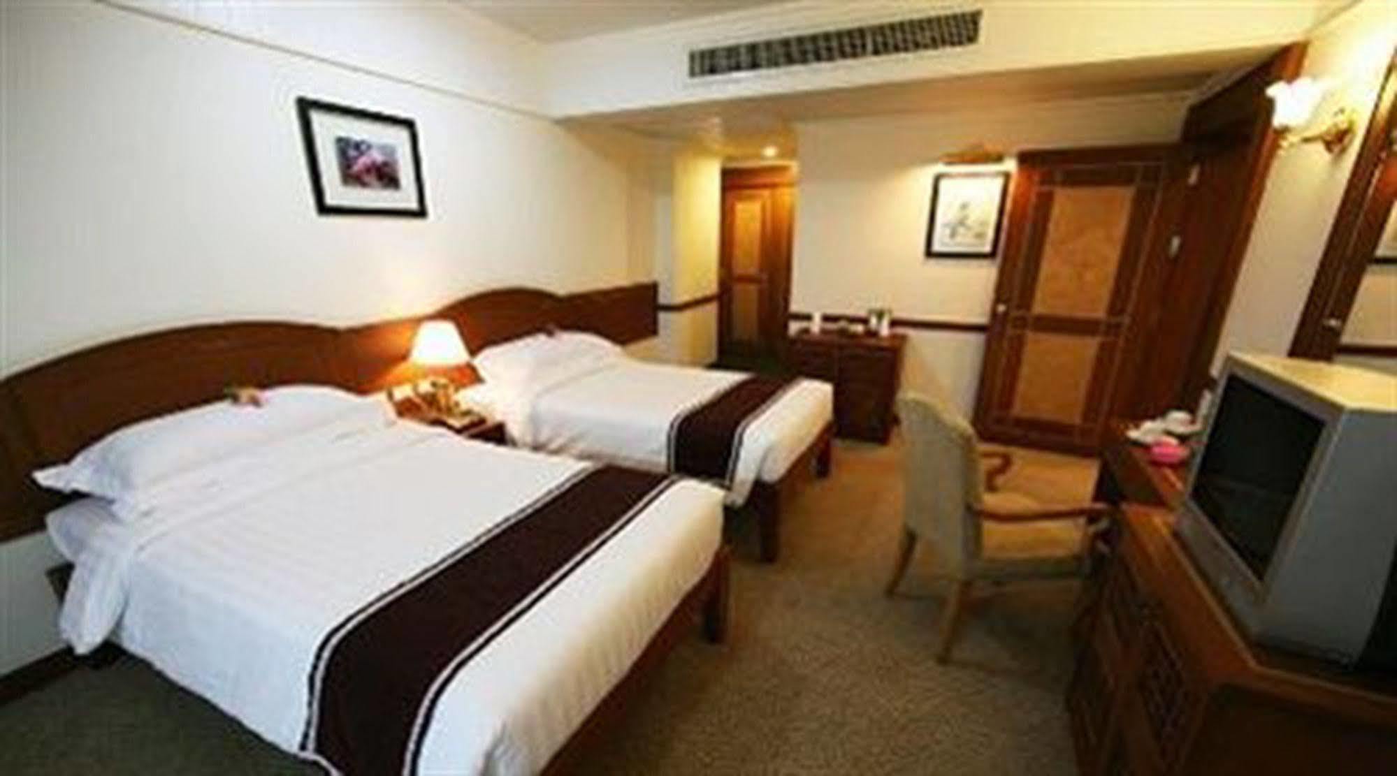 Grand Diamond City Hotel & Casino Poipet Exteriér fotografie